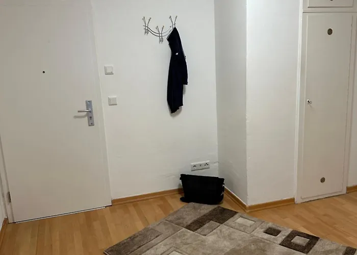 Holiday-ferienwohnung Solingen-mitte 아파트 *